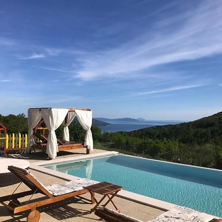 Villa Bambi Мощеничка-Драга Экстерьер фото