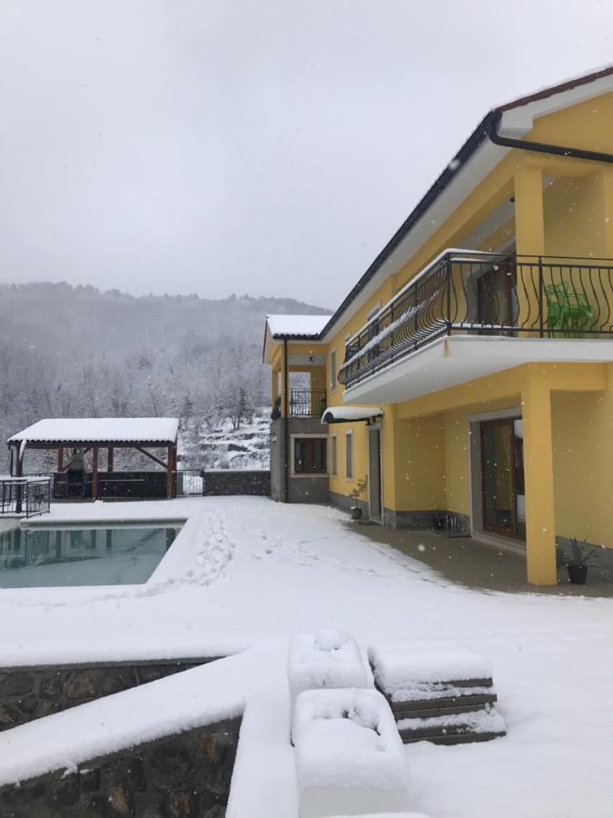 Villa Bambi Мощеничка-Драга Экстерьер фото