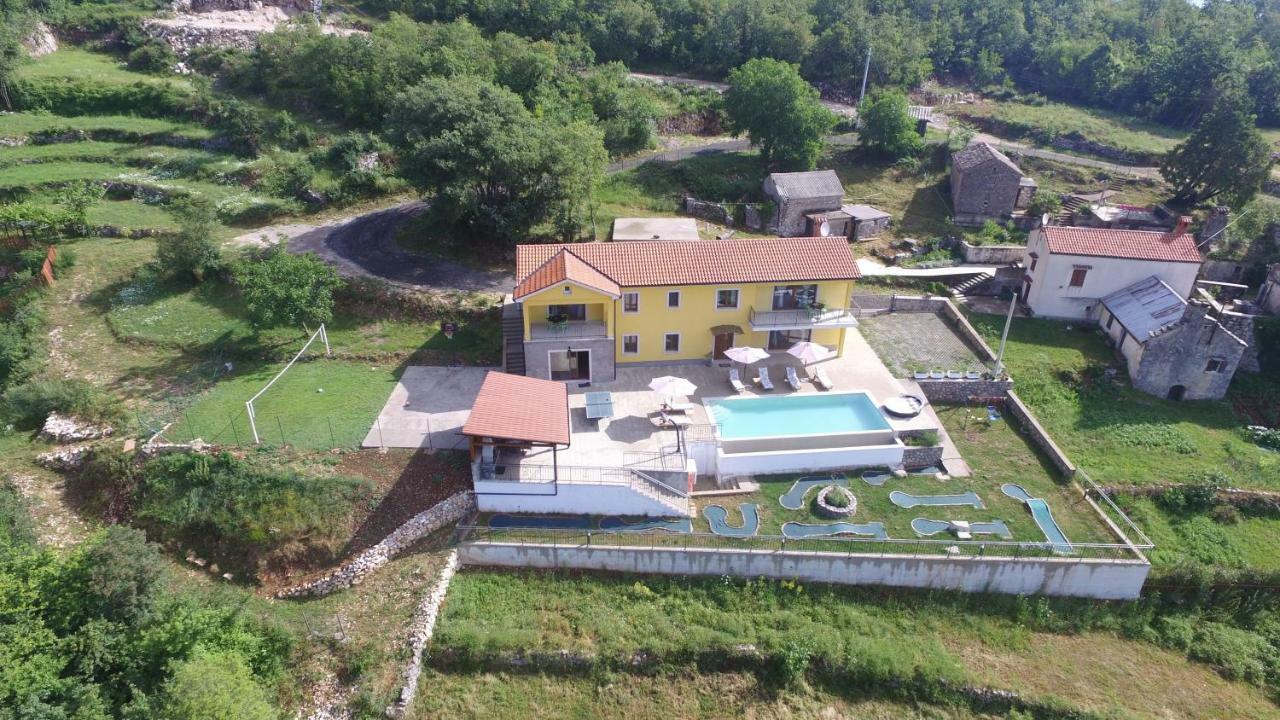 Villa Bambi Мощеничка-Драга Экстерьер фото