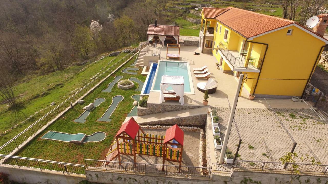 Villa Bambi Мощеничка-Драга Экстерьер фото